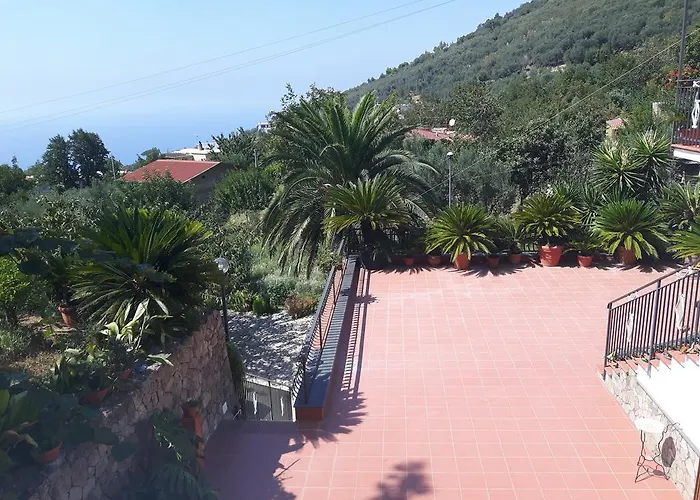 Semesterbostad La Casa Del Sole Vico Equense